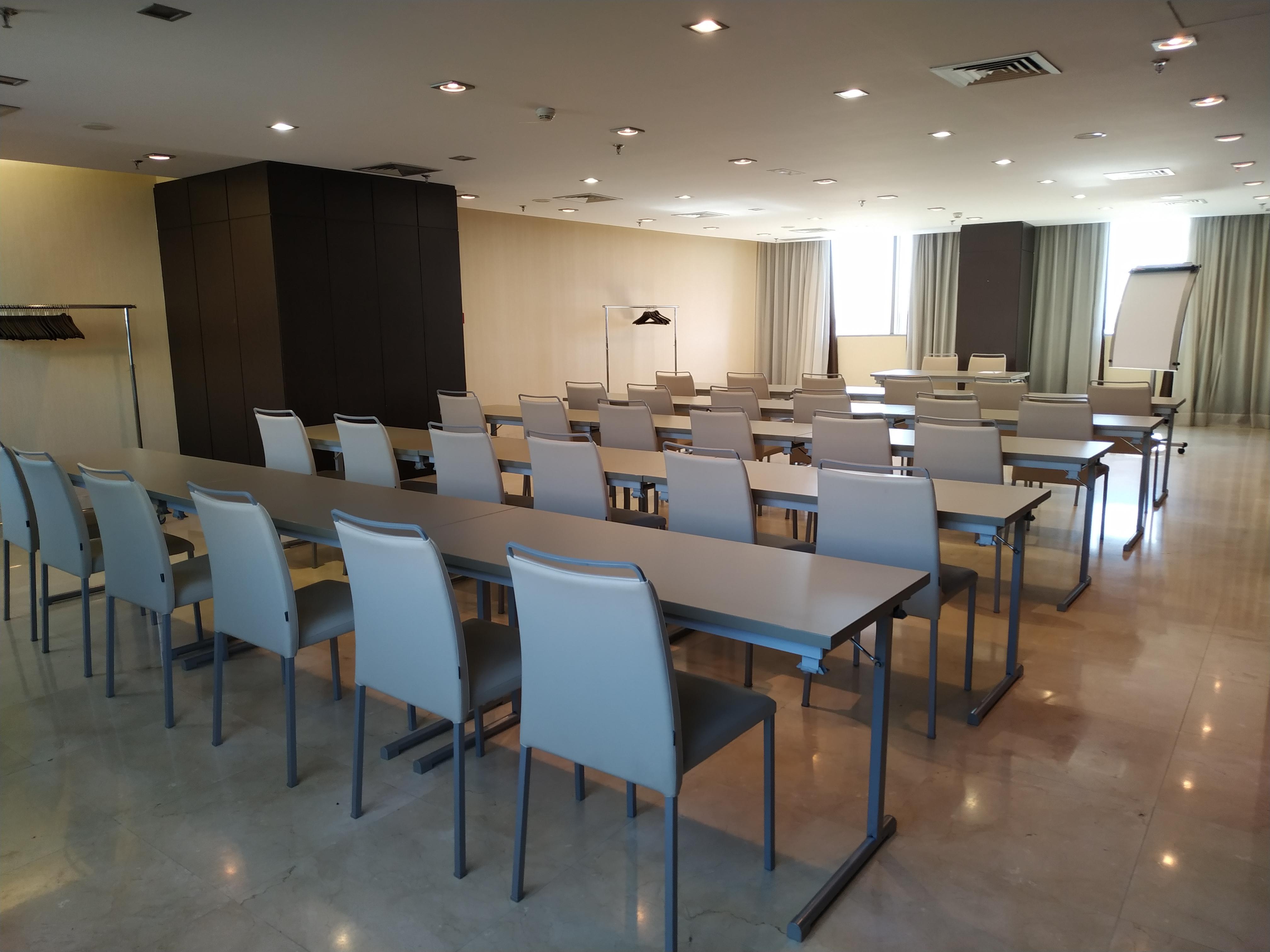 Lcb Hotel Fuenlabrada Eksteriør bilde