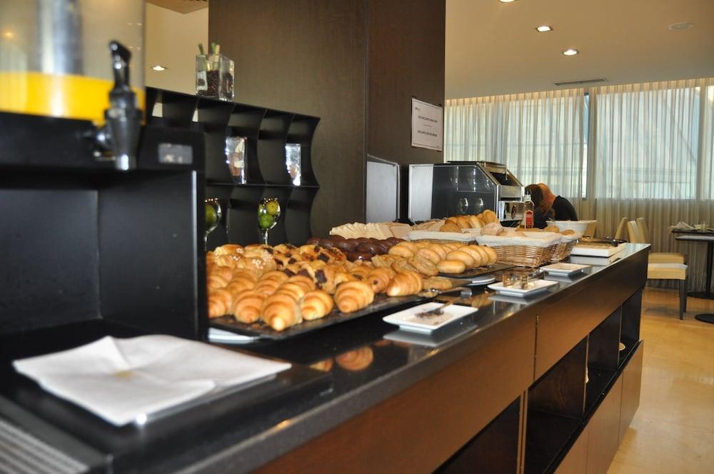 Lcb Hotel Fuenlabrada Eksteriør bilde