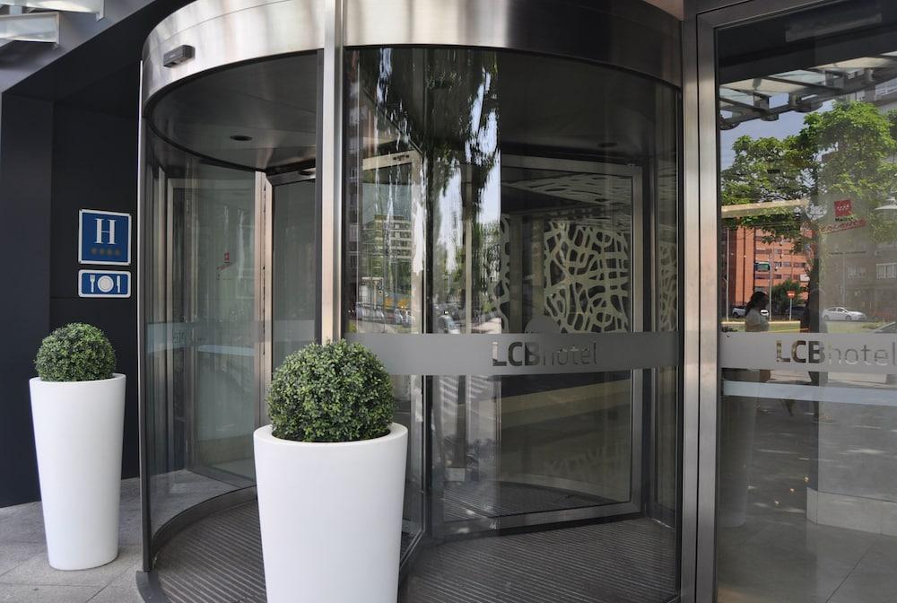 Lcb Hotel Fuenlabrada Eksteriør bilde
