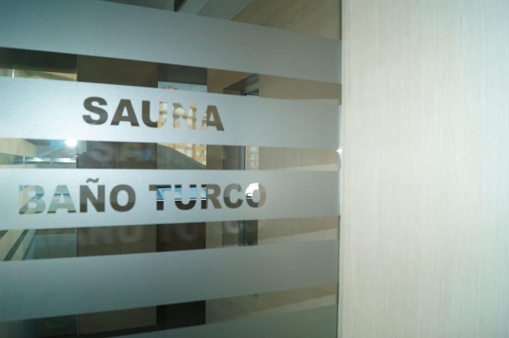 Lcb Hotel Fuenlabrada Eksteriør bilde