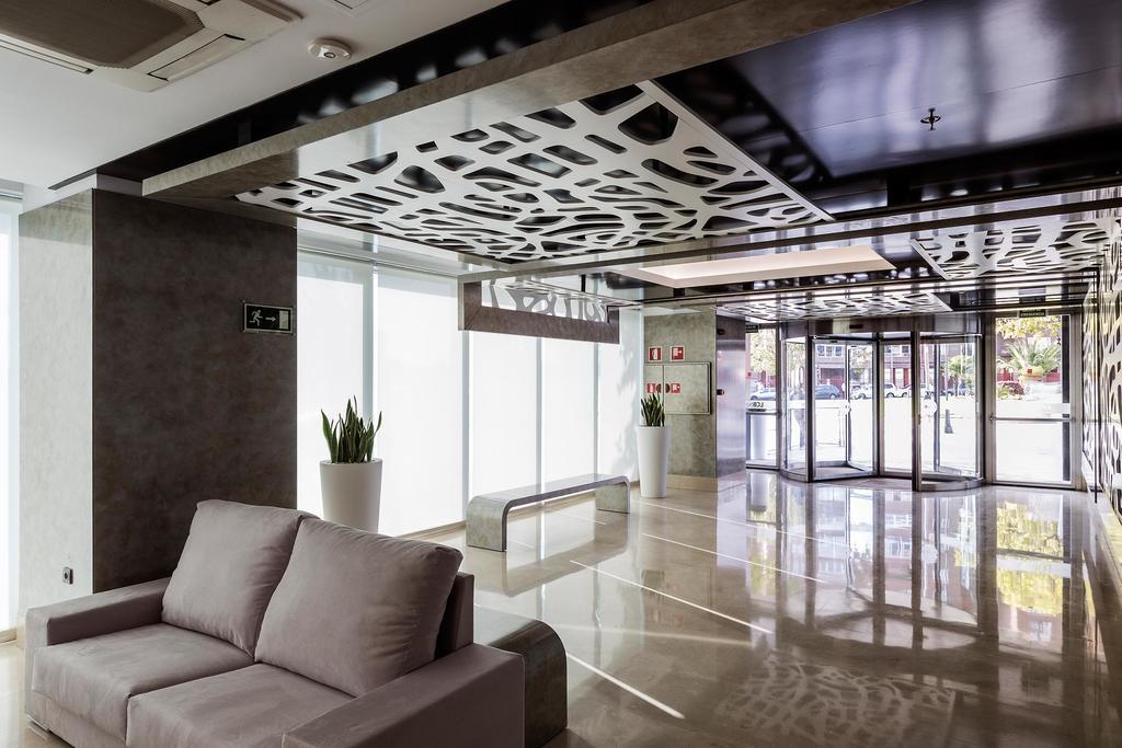 Lcb Hotel Fuenlabrada Eksteriør bilde