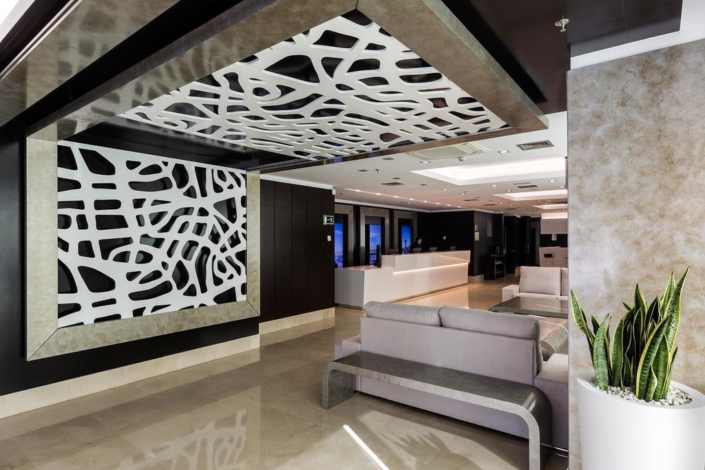 Lcb Hotel Fuenlabrada Eksteriør bilde