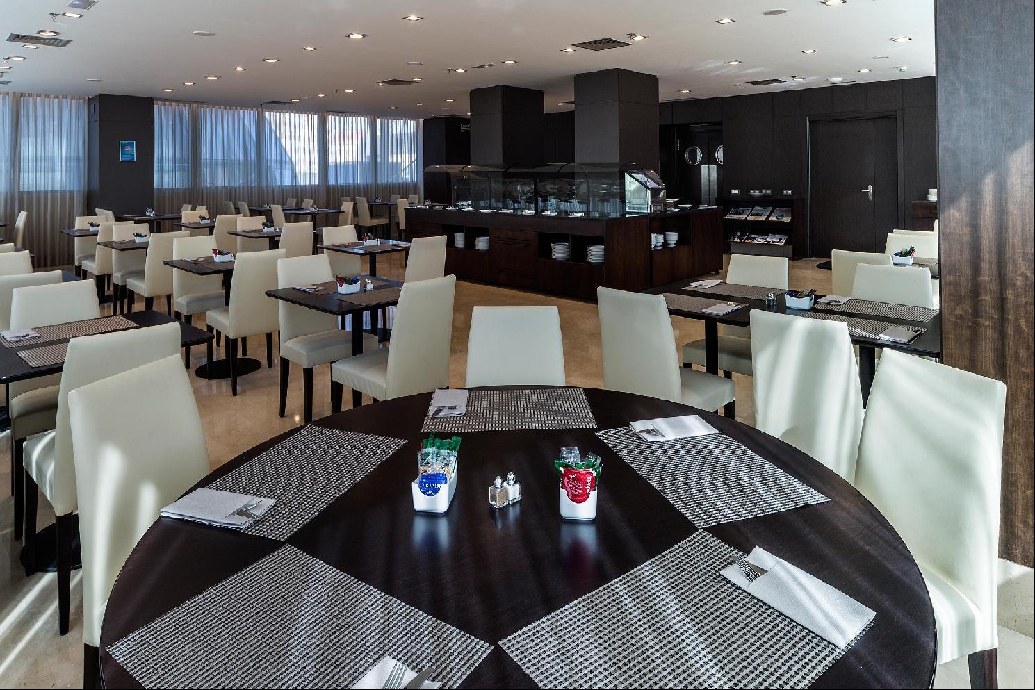 Lcb Hotel Fuenlabrada Eksteriør bilde