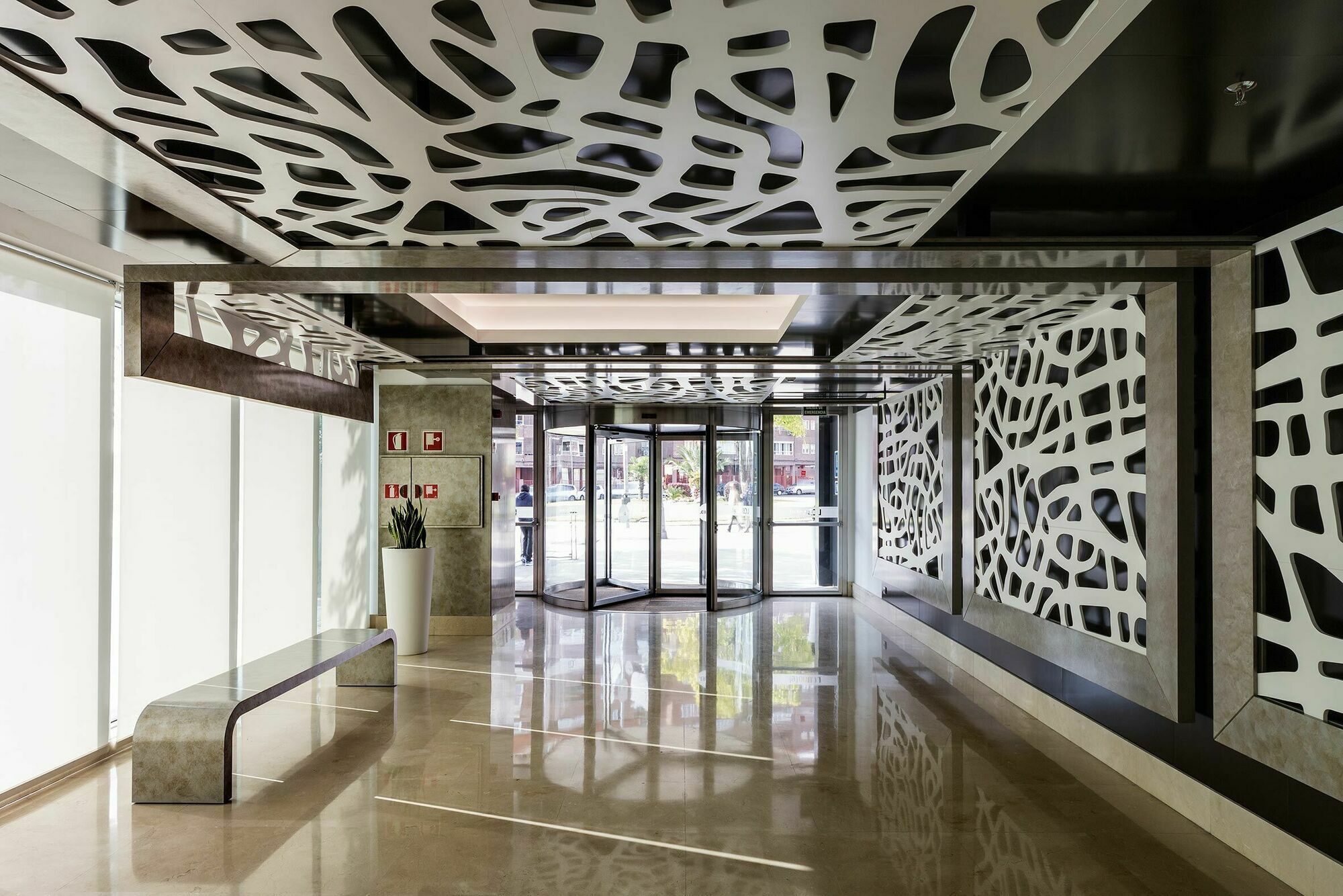 Lcb Hotel Fuenlabrada Eksteriør bilde