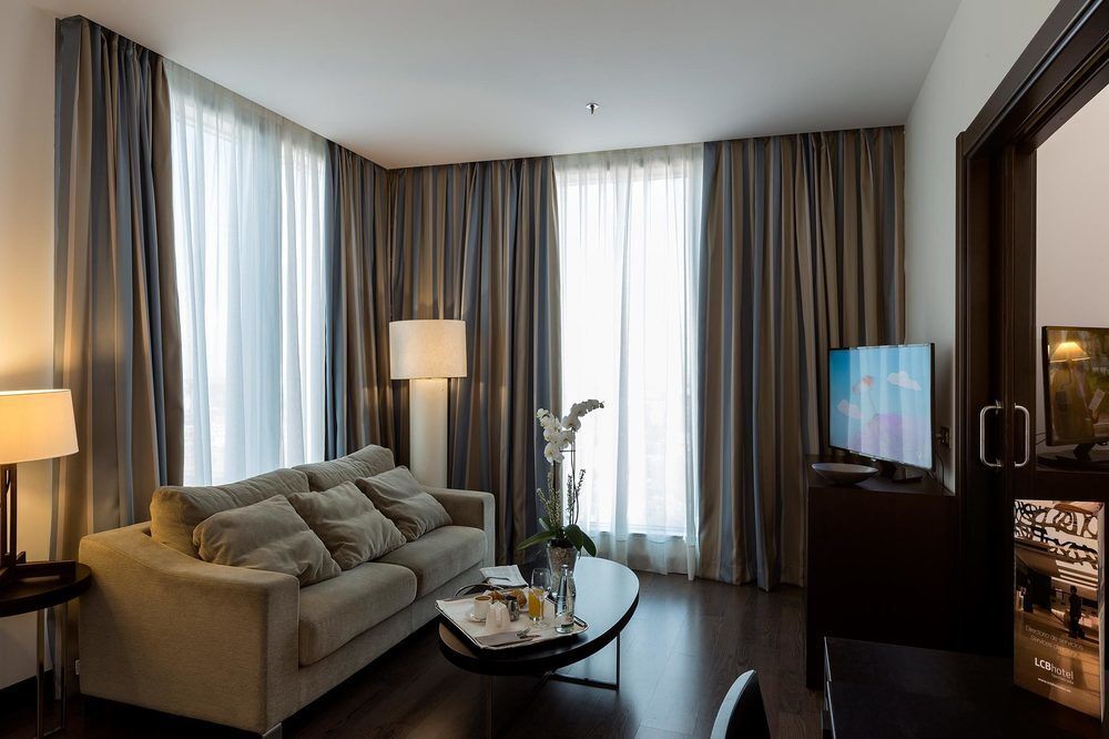 Lcb Hotel Fuenlabrada Eksteriør bilde